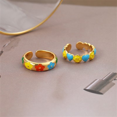 Bunte Emaille-Blumenringe
